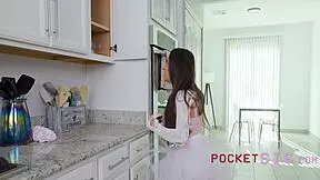 yo toy like step sis with that flexible petite body n sweet tooth shes fixin my pussy so good 😜🍭