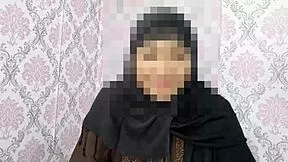Muslim hijab stepsis fucks Hindu stepbro on Rakshabandhan, bent over doggystyle.