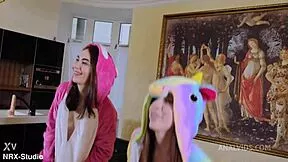 two hot teen bitches jessie way and vivian grace start with anal fisting game then switch to rough double penetration? 