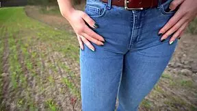 stepsis flaunts her plump cameltoe pussy lips bulging through tight blue jeans outdoors