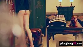 glamorous chinese teen wu muxi, wanna see that exotic hairy pussy up close?