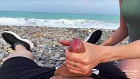 wanna see me suck cock then take it doggystyle outdoors pov? 😏🍆