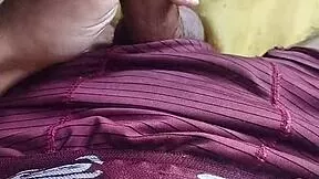 😩 skinny brazilian jerks her juicy pussy moaning putarias and cumming hard solo on bed