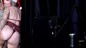 Ei gostosa voce quer levar pau no cu depois de se masturbar?? Fala quem pegaria e precisa lubrificante pra essa bunda top - baby fire