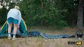 couple's outdoor rimming lesson turns into anal fuck