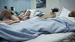 oh man... my teen patient needs this dirty doctor fucking her petite body in hospital now!!