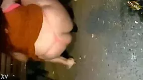 Cam Girl Stuffs Bottle Deep In Big Ass