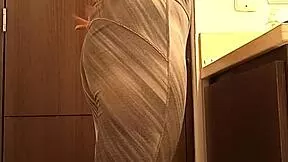 hid a camera in my spanish uni roommate's bathroom and caught her sexy upskirt tease 😏📹