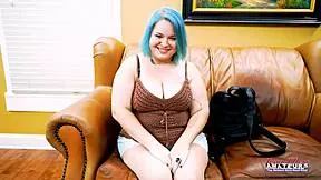 blue haired coed twat fingered deepthroats hard dick