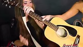 hey madelyn and sofia, your dildo duo play looks insanely hot together