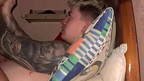 oh fuck yes stepbro pounds me to squirting orgasm homemade!