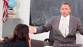 i need that uniformed teen's face covered in cum now