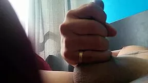 ME DEPILÉ Y TERMINÉ MASTURBÁNDOME MIRANDO PORNO SOLO