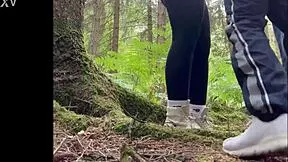 CHUBBY SLUT QUICKIE BLOWJOB ANAL DOGGY IN FOREST