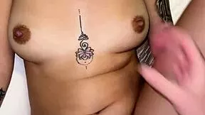 damn this amateur teen got pissed on hard after tight pussy play 😩💦