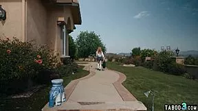Hairy pregnant redhead Madi Collins licks pussy then deepthroats throbbing cock!