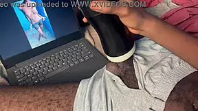 watching gf video while using my pussy toy
