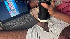 watching gf video while using my pussy toy