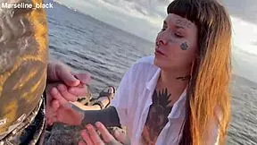 i suck beach cock for mouthful cum