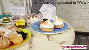 ClubSweethearts teens devour hairy pussies with licks on cake and cunnilingus day.