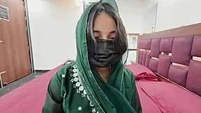 Indian babe, you licking boss cock before anal ride in homemade HD?
