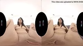 what kind of art do you like vrallure brunette solo toy play?