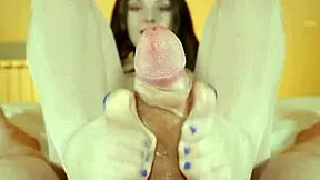 amateur babe teases with her petite feet in stockings until he explodes pov