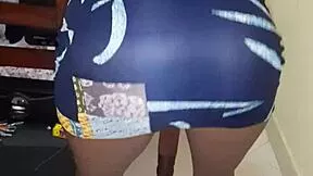 ebony teen ass bounces under tight skirt