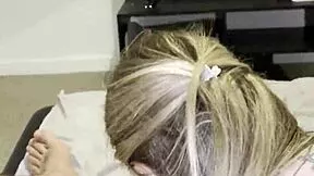 Stepmom's hot 69 blowjob makes me cum so hard 😘💦