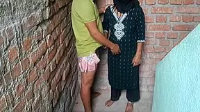 Young Indian Muslim Girls