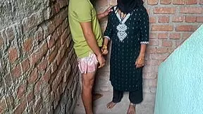 Young Indian Muslim Girls