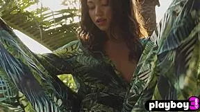 petite asian model kit rysha strips revealing perfect round ass