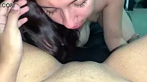 follo a mi hermanastra duro mientras mis padres van al super