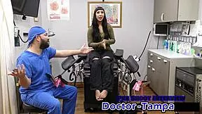 Dr Tampa helps Selena Sativa chase that big climax