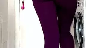 damn i soaked my leggings after gym bursting bladder wet yoga pants