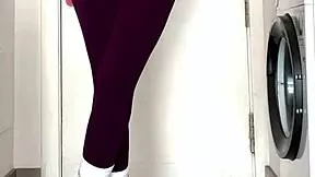 damn i soaked my leggings after gym bursting bladder wet yoga pants