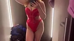 Horny big tits bbw teen masturbates pussy orgasms hard in public changing room