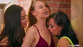 Pounding lesbian tongues deep in hairy redhead nerd pussy during wild 4some lickfest