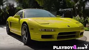damn that sexy petite ebony milf with big tits and ass washed the acura nsx just to get garage banged