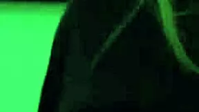 oops stepson cums in stepmom after fucking stepsis polly yangs in shared hotel bed 😱🍆💦