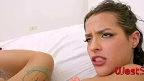Hardcore threesome ravages mih ninfetinha and milf lady wildly