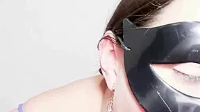 mi esposa puta infiel se masturba en lencería mojada grabándose con jefe de cornudo mostrando cameltoe swinger 😈👅💦