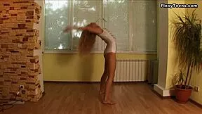 i can't believe russian alla klassnaja's flexible bridges naked showing off her athletic body