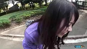 Babe sucks fat cock in car backseat