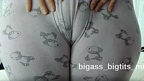Camel Toe Pussy With Pajamas Masturbate