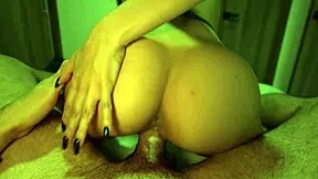 My stepsis loves getting a creampie before her date 😏