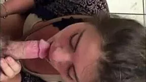 Www myhornyfriend com true amateur i met her on chat and she made me an perfect blowjob in bath