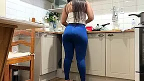 stepdaughter cleaning house drops to suck stepdad