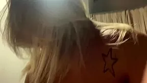 fudendo gostoso com o marido na frente da esposa que ficou so assistindo
