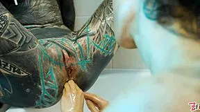 Insane fisting session in bathtub with prolapse and squirt
